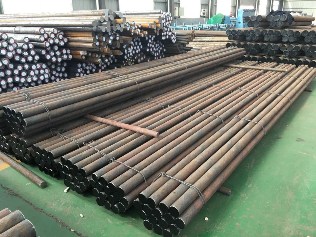 Inventory of steel round bars inside warehouse